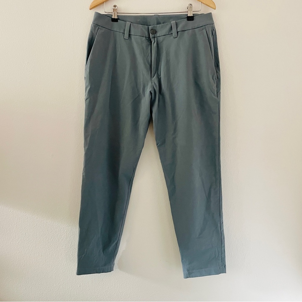 Lululemon Athletica Men's Gray Pants